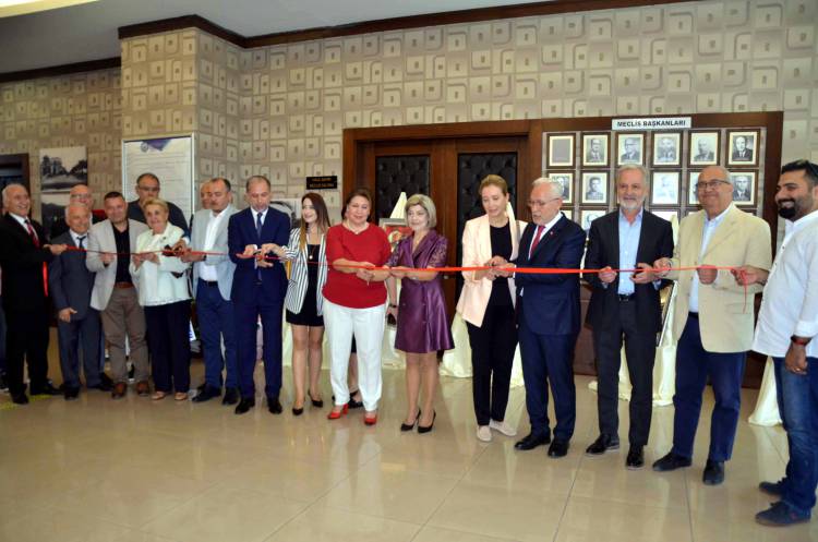 İTSO’nun Ev Sahipliğinde Rolyef Resim Sergisi Açıldı