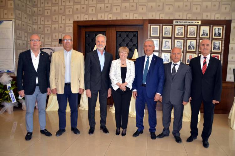 İTSO’nun Ev Sahipliğinde Rolyef Resim Sergisi Açıldı