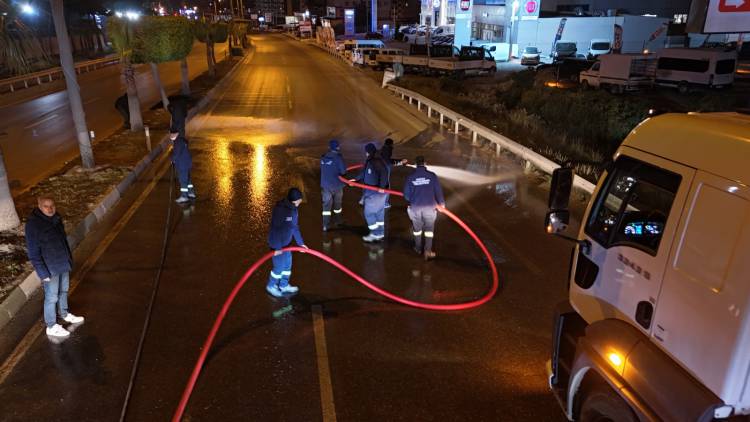 HBB’DE BAYRAM TEMİZLİĞİ   TEMİZLİK ÇALIŞMALARI GECE VE GÜNDÜZ SÜRÜYOR